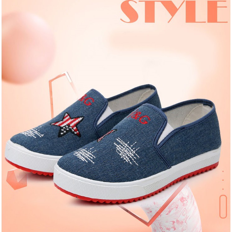 Giày slip on vải cute màu xanh êm chân | BigBuy360 - bigbuy360.vn