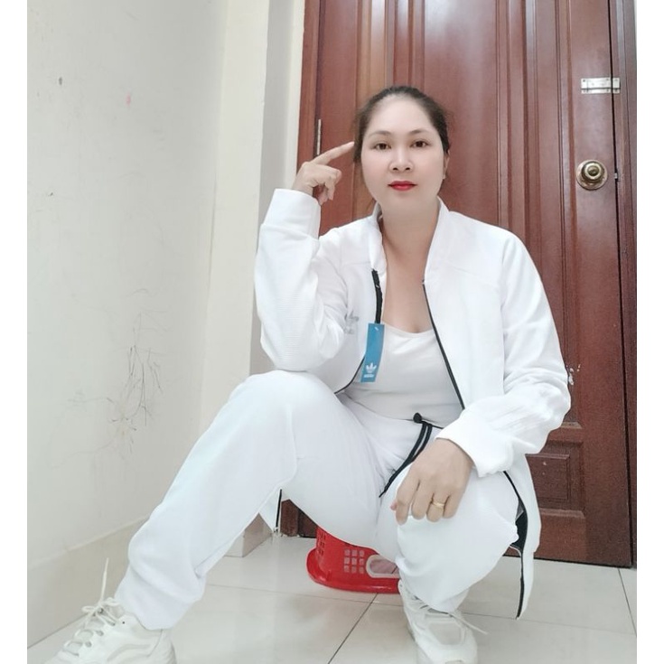 Bộ thể thao adidas