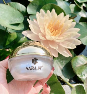 Kem Face Trắng Hồng Sara BP