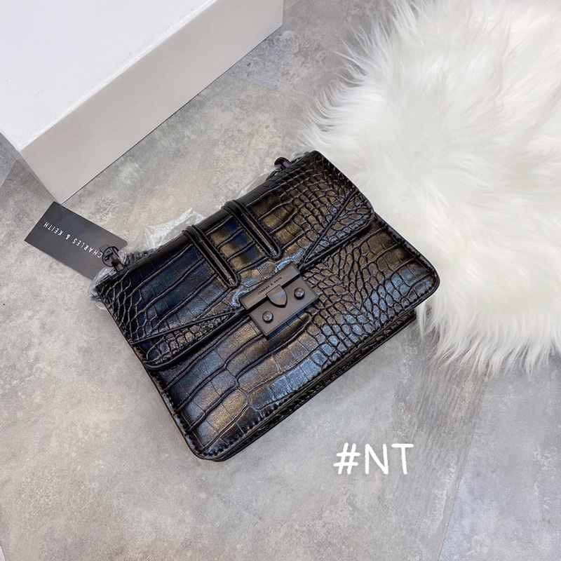 Túi cnk quỳnh full tag đen thời trang hot hit 2021