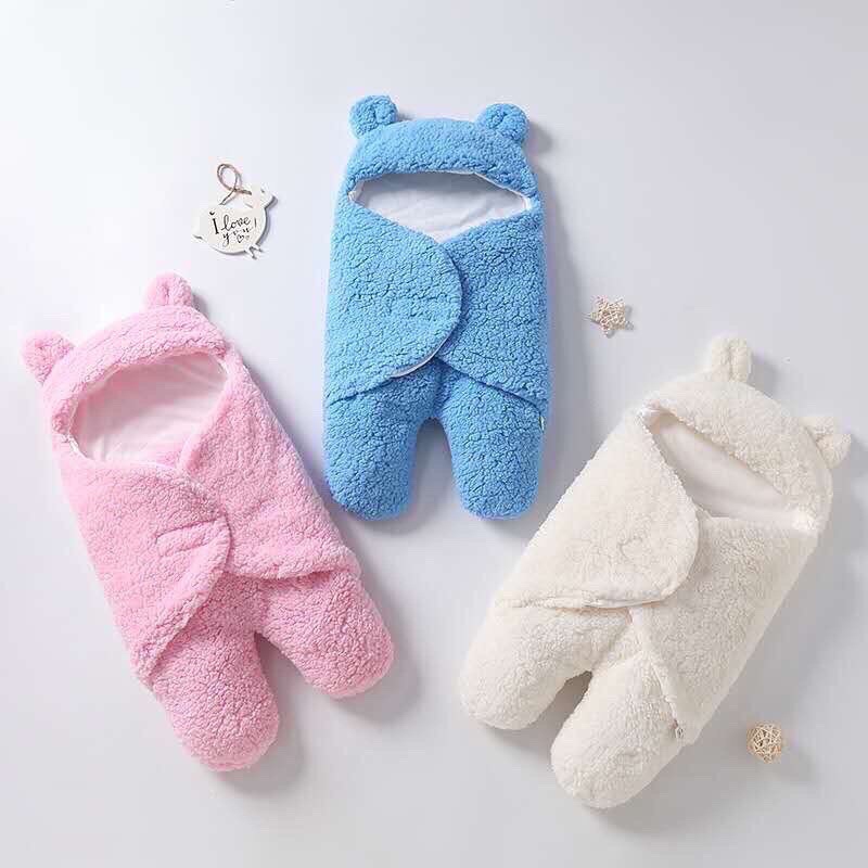 ủ lông cừu có chân cho bé sơ sinh