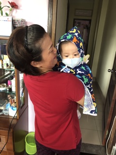 Áo choàng cánh dơi cho bé