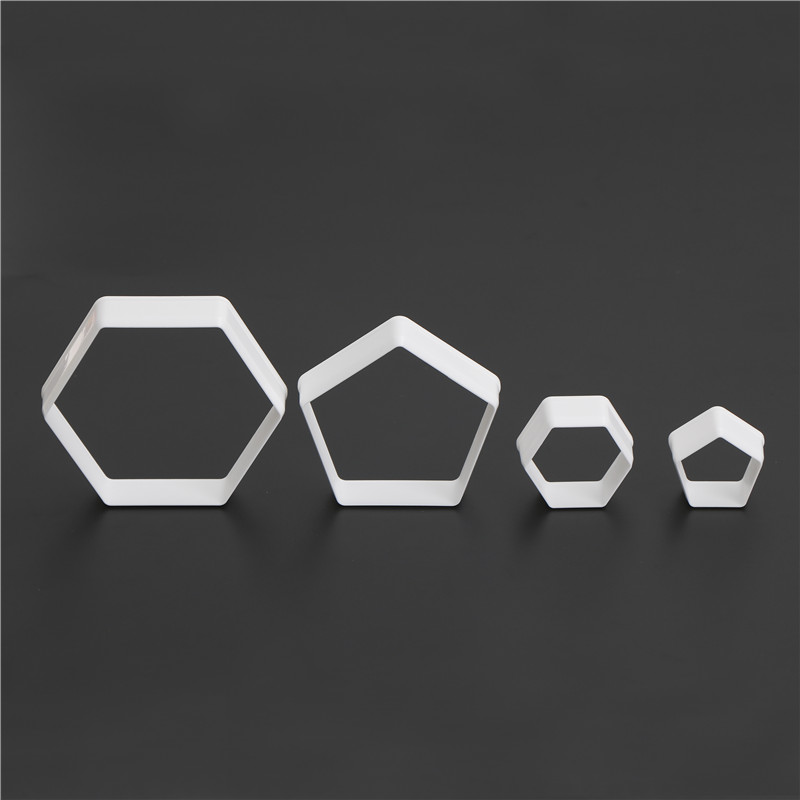 Bộ 4 Khuôn Làm Bánh Hình Quả Bóng Độc Đáo