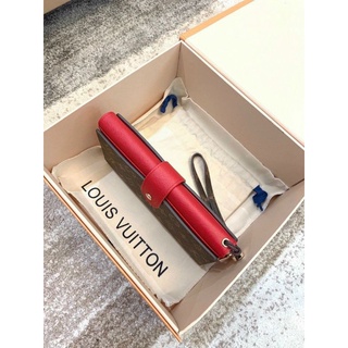 CLUTCH LV VIP SANG CHẢNH FULL BOX