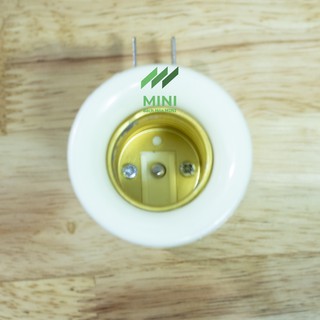 Phích cắm có công tắc và đuôi đèn
