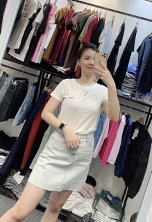 Chân váy bò Uniqlo