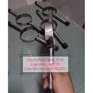 1 cây mở nắp phi 110 loại inox mở bình 20lit