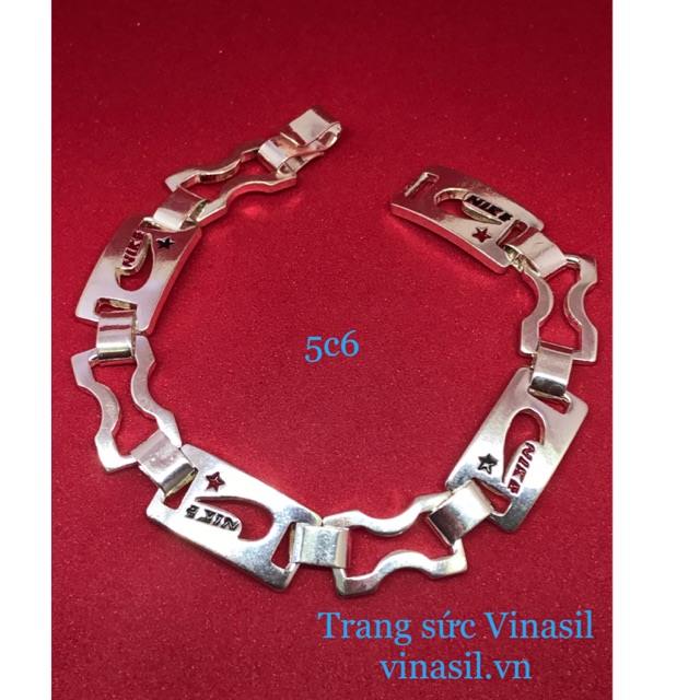 Lắc tay bạc nam