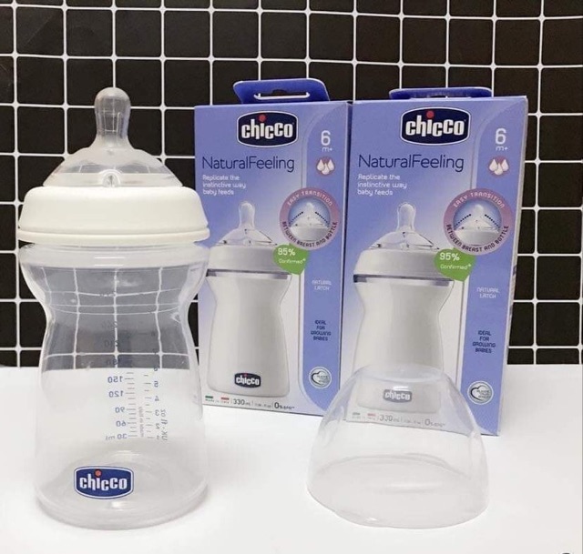 Bình sữa núm nghiêng Pisa Natural Feeling Chicco