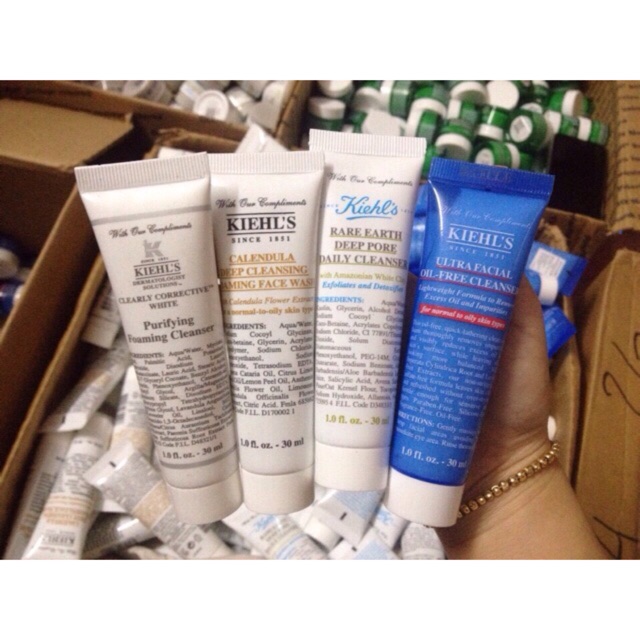 💥 Sữa rửa mặt hoa cúc - Kiehl's 30ml | BigBuy360 - bigbuy360.vn