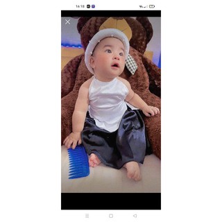 yếm đào cho bé