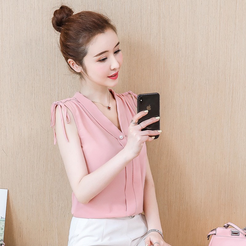 áo sát nách, áo sát nách cổ V, chất liệu lụa thái mềm mịn, thoáng mát, kiểu dáng trẻ trung năng động