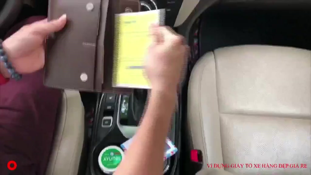 Top 10 Bóp Đựng Giấy Tờ Xe Ô Tô Tiện Lợi và Đẳng Cấp Nhất 2026