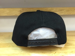 Mũ snapback Addidas đen MHH288