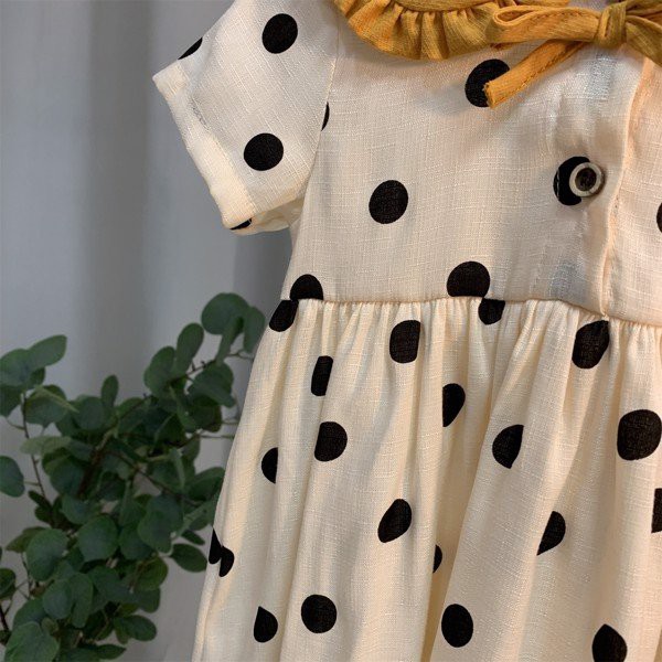 Váy xòe bé gái Ozokids chấm bi điệu đà V0401070 (3 tháng - 5 tuổi)
