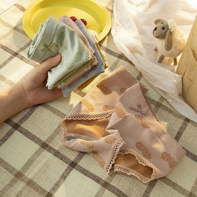 Quần lót nữ cotton hình quả dâu CHUNCHUN, quần chíp kháng khuẩn. | BigBuy360 - bigbuy360.vn