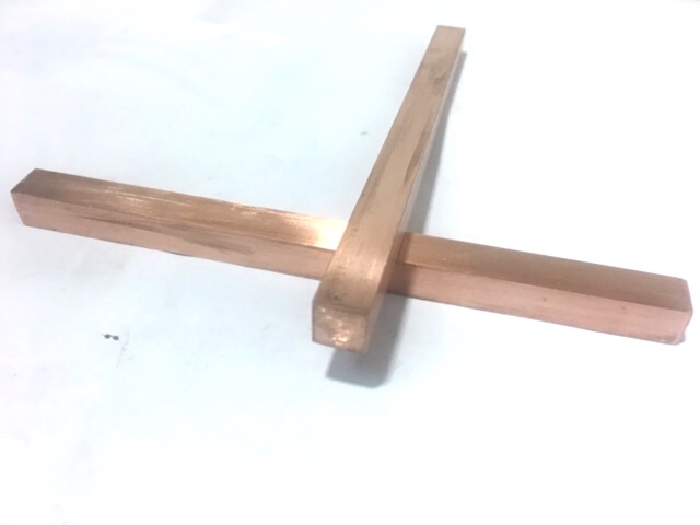 THANH ĐỒNG ĐỎ vuông 10mm. Dài 15cm. CHẾ MÁY HÀN CELL PIN.