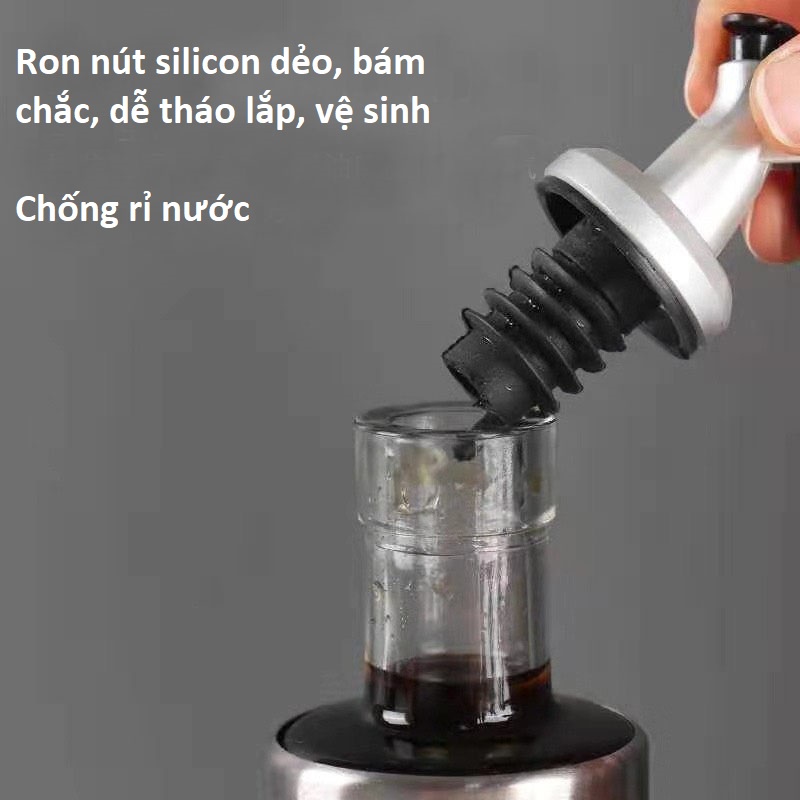 Bình Đựng Dầu Ăn, Nước Tương Bằng Thủy Tinh Có Vạch Chia Thể Tích, Ốp Bình Bằng INOX Dày Chắc, Tiện Lợi