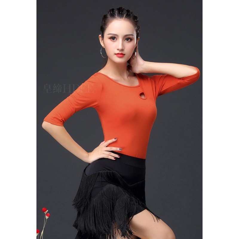 Áo thun nữ khiêu vũ