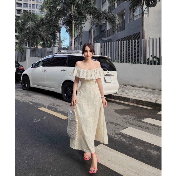 ĐẦM TRỄ VAI HOA