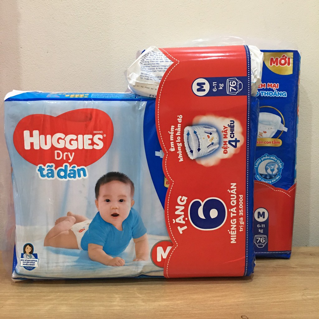 Combo 02 tã Huggies dán M76 bọc kén con tằm mới(cho trẻ 6-11kg)