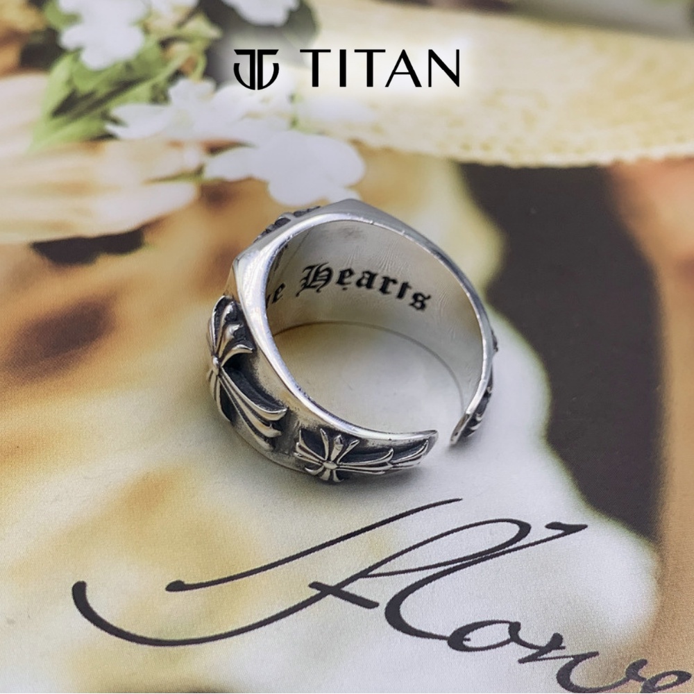 Nhẫn Nam Nữ CH Thời Trang, Nhẫn Chrome Hearts Unisex Freesize Bông Hoa Thánh Giá Iris Màu Đẹp Như Bạc 925 TITAN SHOP