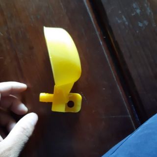 Cốc uống cho chim cút , chim cảnh
