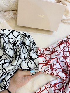 Set ngủ dior ngắn