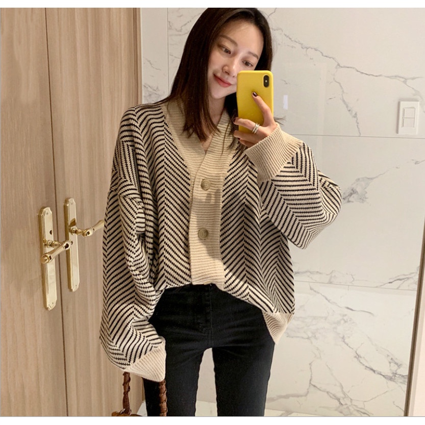 Áo khoác len cardigan nữ dáng rộng xương cá BAG U AXC33