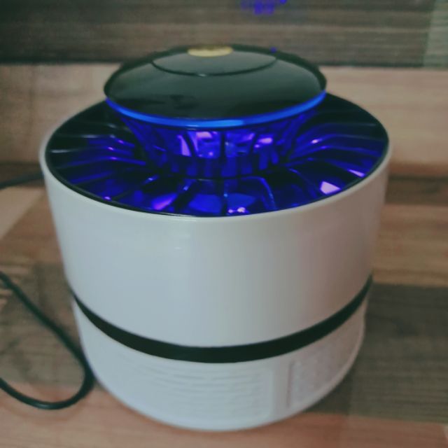 Đèn bắt muỗi