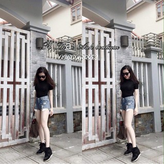 Áo phông Body cổ tròn