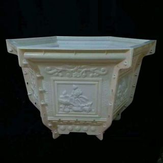 khuôn đúc chậu cảnh lục giác rộng 60 cm cao 45cm