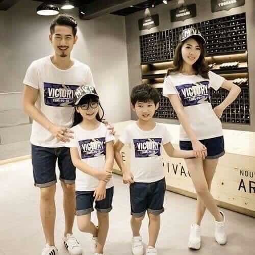 Áo gia đình ,áo nhóm đi biển giá sỉ , đủ màu , đủ size từ 8kg đến 100kg.