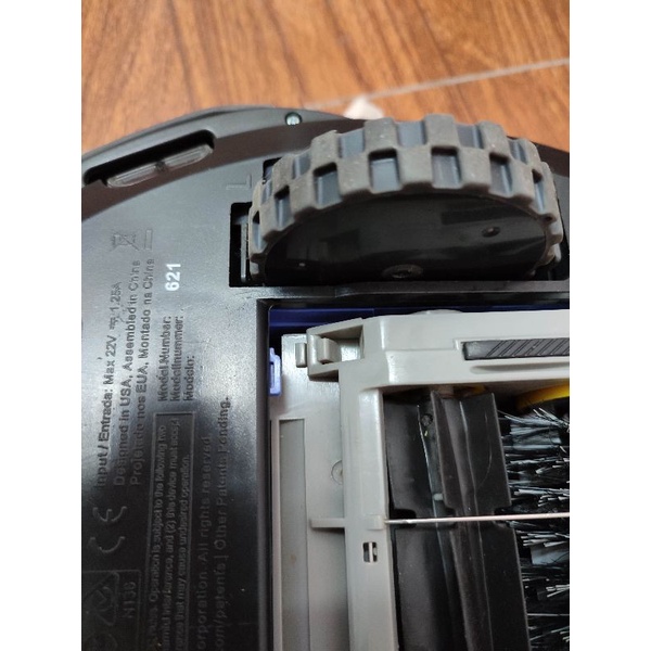 Robot hút bụi quét nhà iRobot Roomba 621