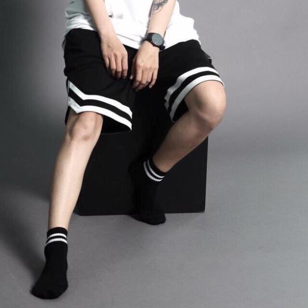 Quần Short Đùi Nam Chữ V 2 Sọc💥 Quần Short Unisex Line 2v Ngược Unisex Hàng Loại 1 Chất Siêu Mát Siêu Co Dãn 💥SIÊU HOT💥 | BigBuy360 - bigbuy360.vn