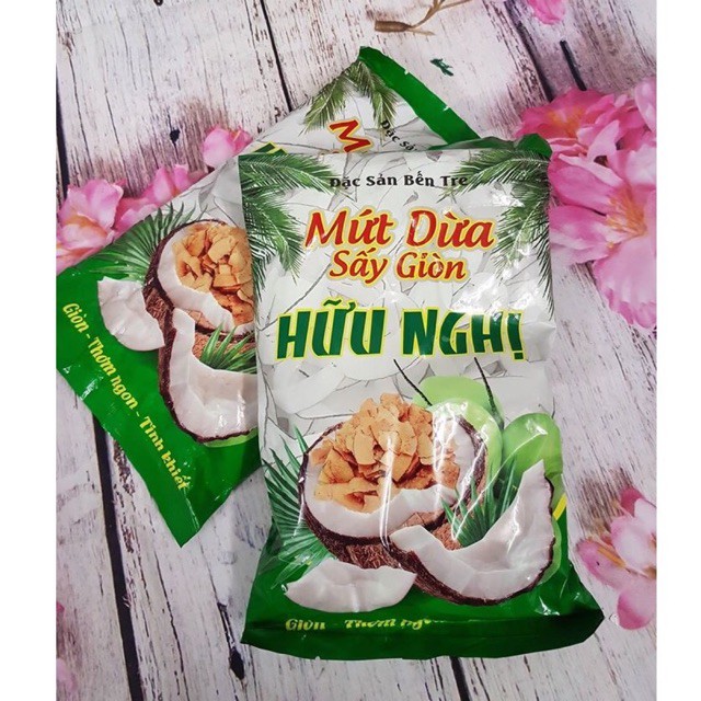 Mứt Dừa Sấy Khô Giòn HỮU NGHỊ (300gr) | SaigonFood.