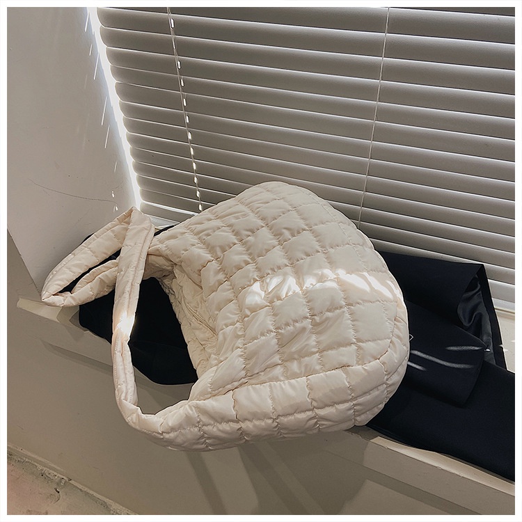 Túi Phao Đeo Chéo Jennie BLACKPINK đủ màu