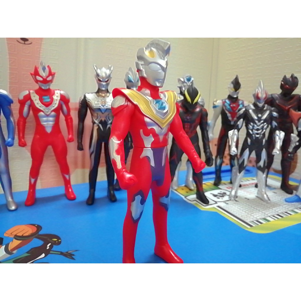 Mô hình Ultraman Gamma Future 23cm Series Phim Ultraman Siêu nhân điện quang [Đồ Chơi 24/7]