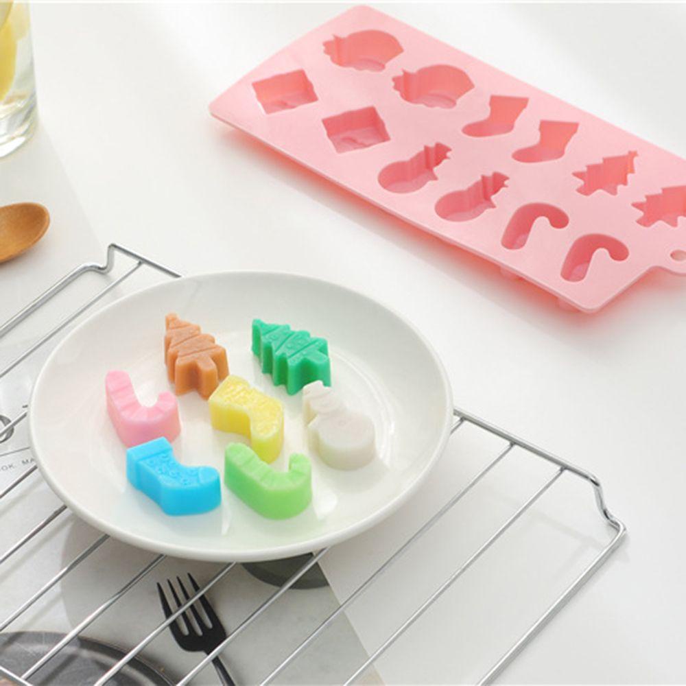 Khuôn Silicone Làm Xà Phòng 12 Ô Chủ Đề Giáng Sinh