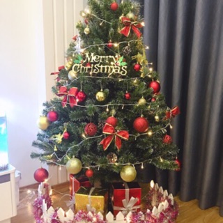 Cây thông Noel chaang chiia 3 loại lá gắn quả thông 90cm