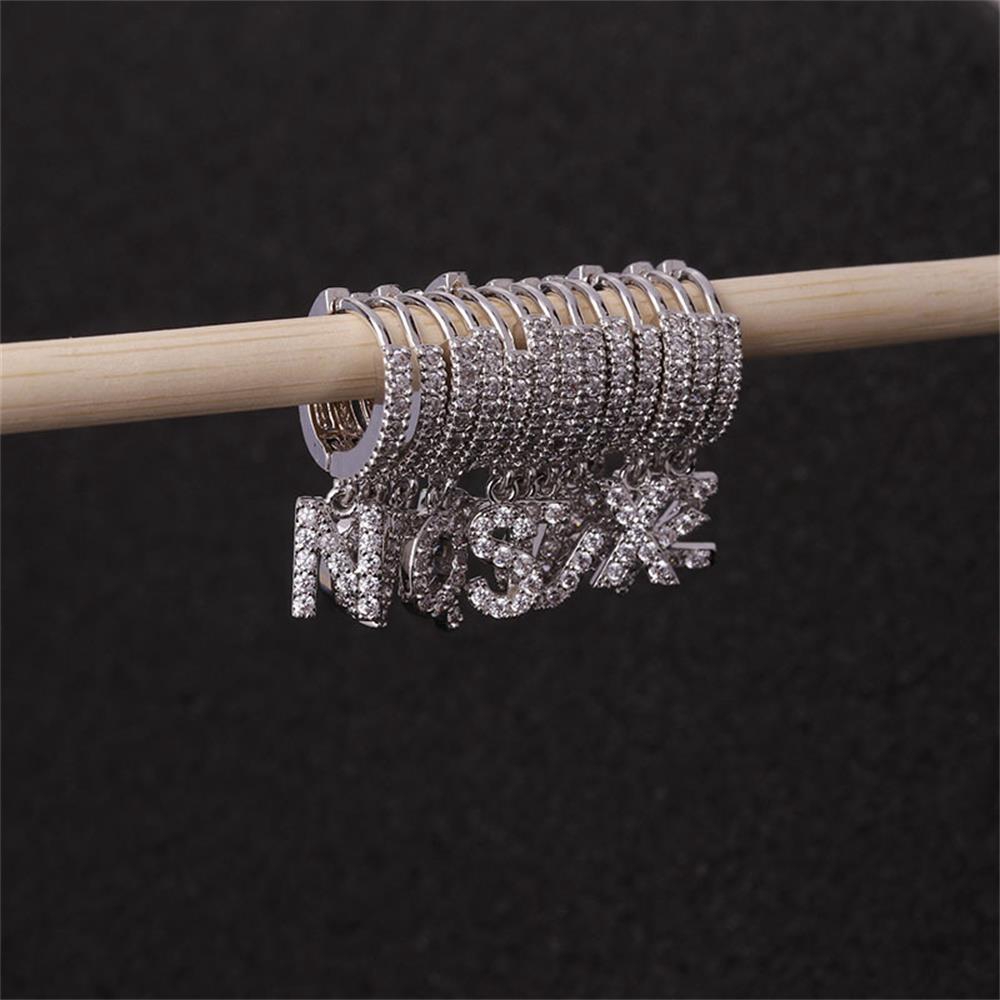 Bông tai mặt hình chữ cái đính đá Zirconia sang trọng