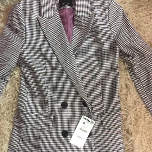 Pas áo kẻ zara
