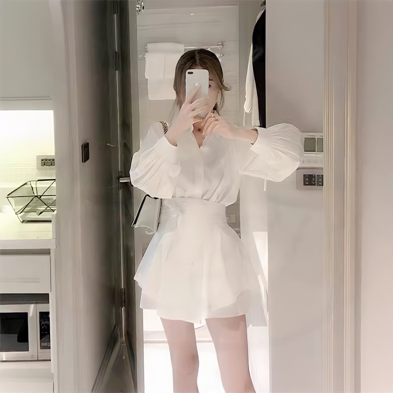 Set trang phục cho nữ áo sơ mi trắng mix quần shorts ngắn kèm thắt lưng phong cách pelum