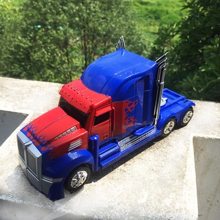 Ô Tô Biến Hình Optimus  Prime