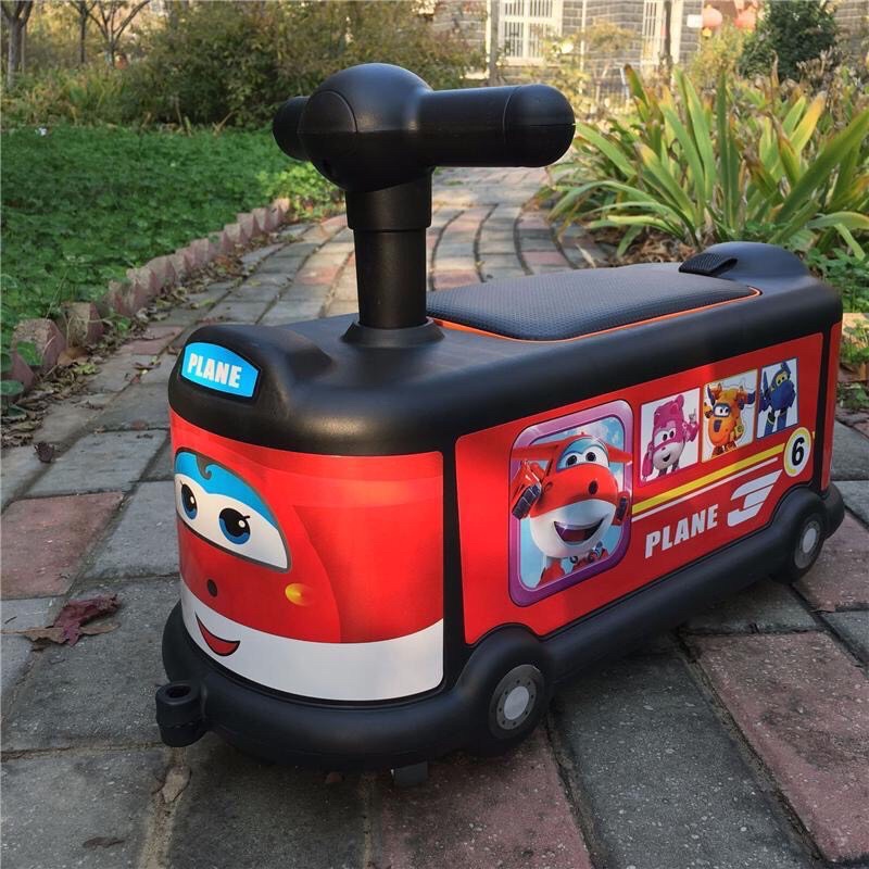 Xe chòi chân cho bé school bus