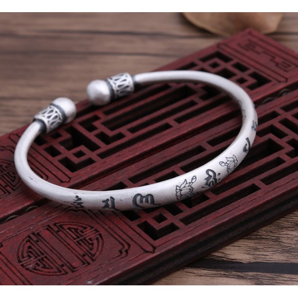 Vòng Tay Khắc Om Mani Padme Hum - Song Ngư - VT335