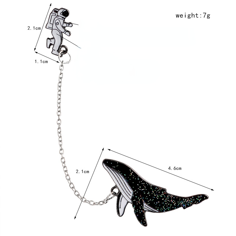 Trâm Cài Áo Hình Cá Voi Phi Hành Gia Hoạt Hình Tráng Men Thời Trang Dành Cho Bạn Bè