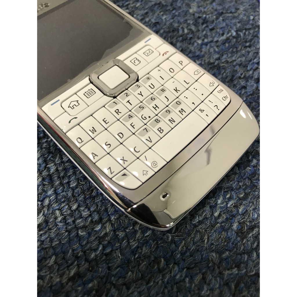 NOKIA E72 nguyên zin chính hãng chỉ có tại tp.hcm