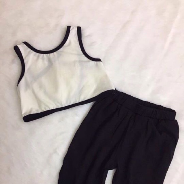 Bộ croptop và bộ miss tấm 