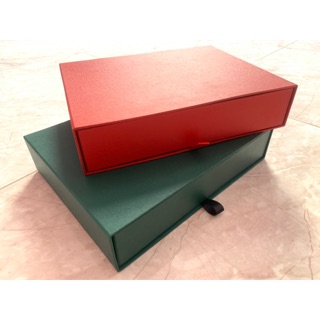 Hộp giấy kéo đựng quà